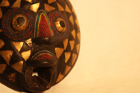https://www.transafrika.org/media/masken/Holz Maske Westafrika.jpg
